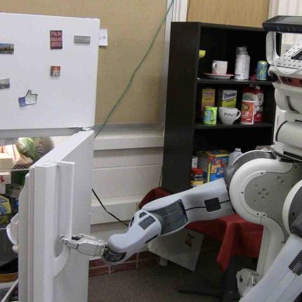 Το ρομπότ που μαγειρεύει ότι του πεις!