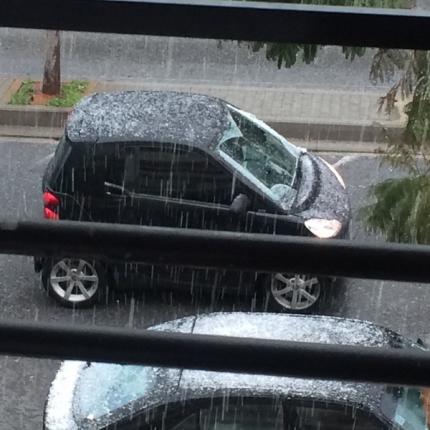 Χιόνισε μέσα στο Ηράκλειο!