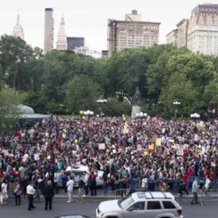 Διαδηλώσεις και συλλήψεις στη Νέα Υόρκη για τη δικαστική απόφαση στην υπόθεση του Έρικ Γκάρνερ