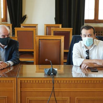 λαμπρινός παππάς