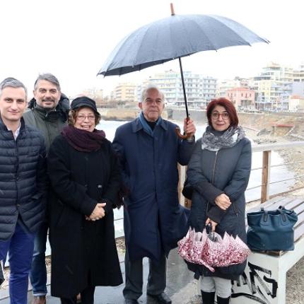 Δήμαρχος - Βλαζάκη