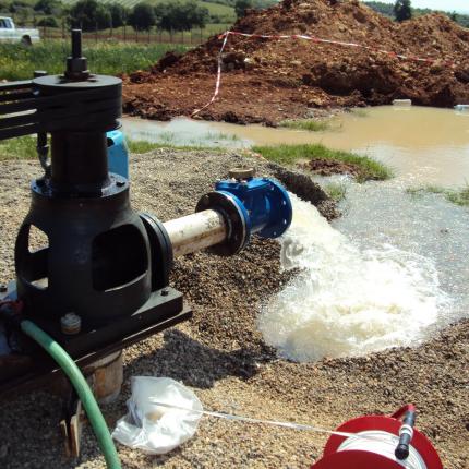 Νέο θεσμικό πλαίσιο για τις άδειες χρήσης νερού - Τι αλλάζει για τους αγρότες
