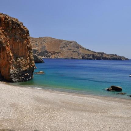 Η παραλία Καμινάκι ή Άσπρη Παραλία