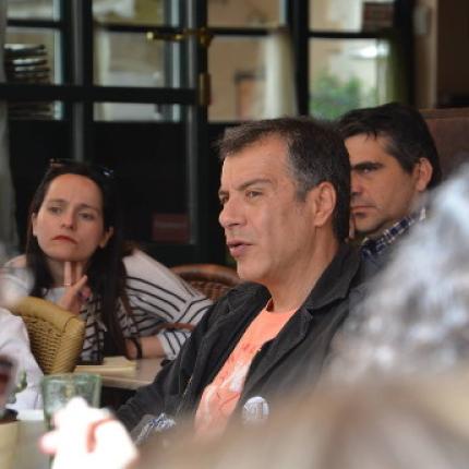 "Όσο κρατάει ένας καφές" ...