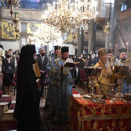 Με κάθε μεγαλοπρέπεια και λαμπρότητα εορτάστηκαν τα Άγια Θεοφάνεια στο Οικουμενικό Πατριαρχείο.