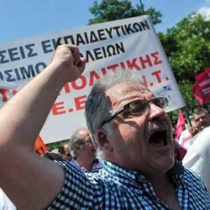 "Να προσμετράται η προϋπηρεσία των αναπληρωτών εκπαιδευτικών"