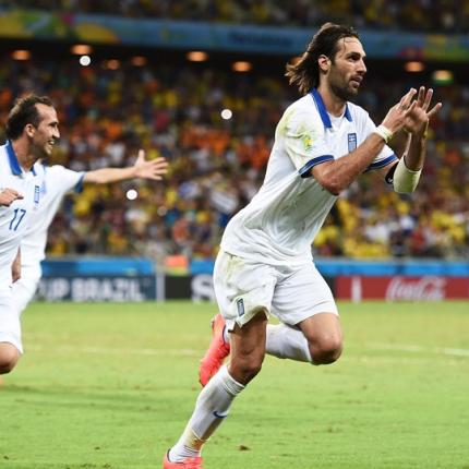 Η Ελλάδα "γράφει" ιστορία – Στους 16 του Μουντιάλ μετά το 2-1 με την Ακτή Ελεφαντοστού 