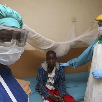 Πάνω από 2.000 οι νεκροί από τον 'Εμπολα