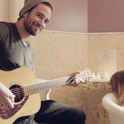 Νοικιάζονται άντρες για να εκπληρώσουν τα "θέλω" των γυναικών