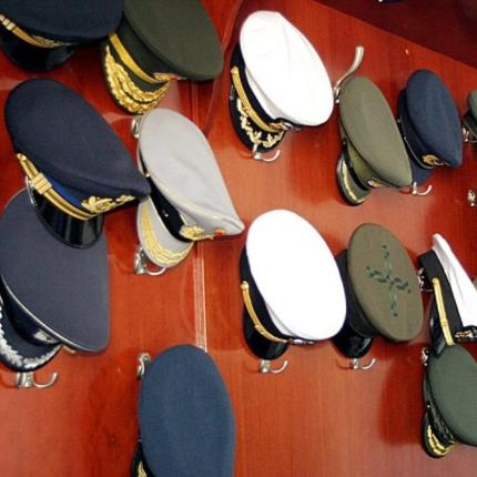 Δικαιωμένοι αλλά επιφυλακτικοί οι ένστολοι