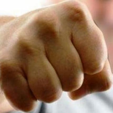 Τρόμος για φοιτητή στο Ηράκλειο - Τον χτύπησαν και του επιτέθηκαν με μαχαίρι