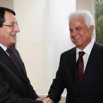 Κύπρος: Συμφώνησε για το κοινό ανακοινωθέν ο Ντερβίς Έρογλου 