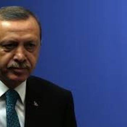 Ο Ερντογάν επιτίθεται στην αντιπολίτευση και προαναγγέλλει δικαστικές διώξεις