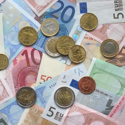 250.000 ευρώ έβαλαν στο μάτι, μάνα και γιος στο Ηράκλειο