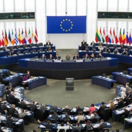 european_parliament_strasbourg_hemicycle-620x420.jpg