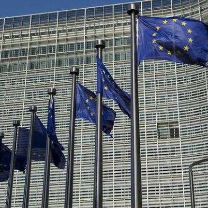 Τι απαντά η Ευρωπαϊκή Επιτροπή στο Νότη Μαριά για την ανεργία