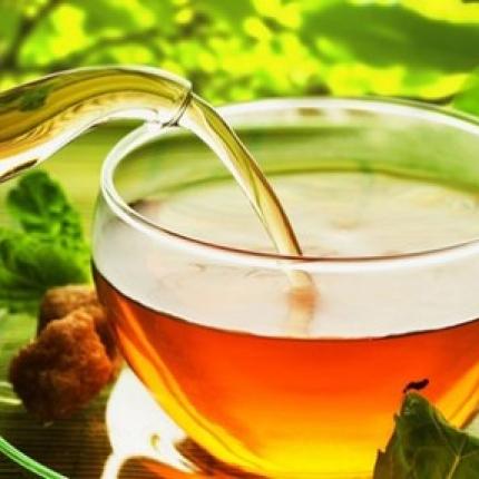 Ραβδί μεταμορφώνει το νερό ... σε τσάι