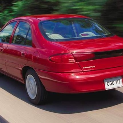 ford-escort-m-02.jpg