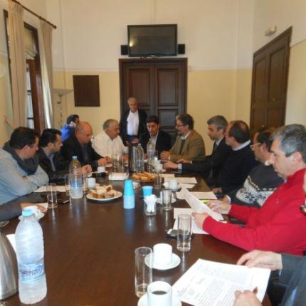 Σύσκεψη στην αποκεντρωμένη διοίκηση Κρήτης για τα φοροπρόστιμα