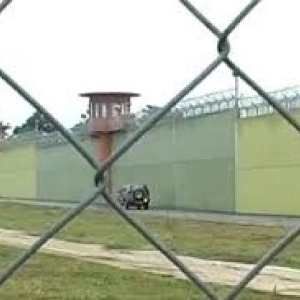 Προφυλακίστηκαν έξι σωφρονιστικοί υπάλληλοι των φυλακών Νιγρίτας