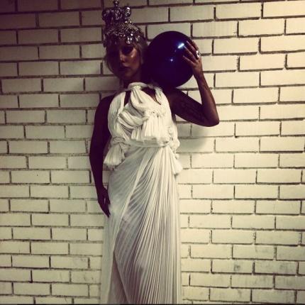 Η Lady Gaga ανεβάζει φωτογραφίες λίγο πριν τη συναυλία