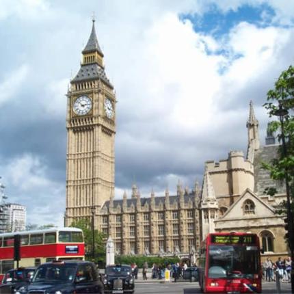 Άγρια επίθεση εναντίον γυναικών στο Λονδίνο