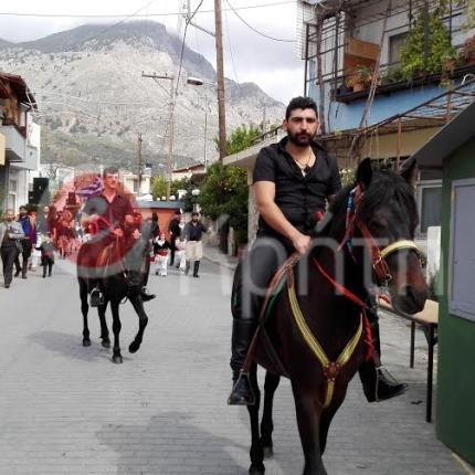 ζαρός παρέλαση