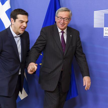 Φιλική και εποικοδομητική η τηλεφωνική εποικοινωνία Τσίπρα - Γιούνκερ
