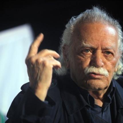 &quot;Ο αντίπαλος του Χίτλερ στο ευρωκοινοβούλιο&quot; γράφουν για τον Γλέζο οι Αυστριακοί