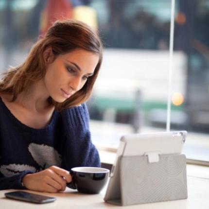 γυναικα social media