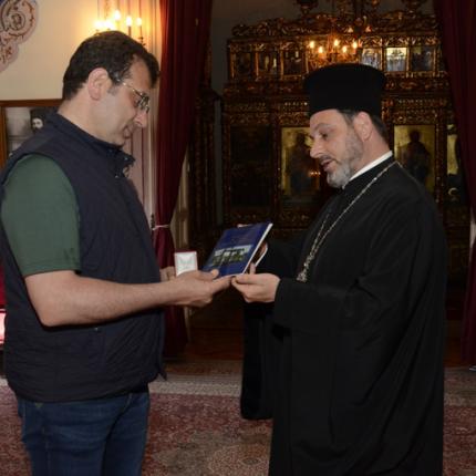 Επίσκεψη του δημάρχου Κωνσταντινούπολης στην Θεολογική Σχολή της Χάλκης