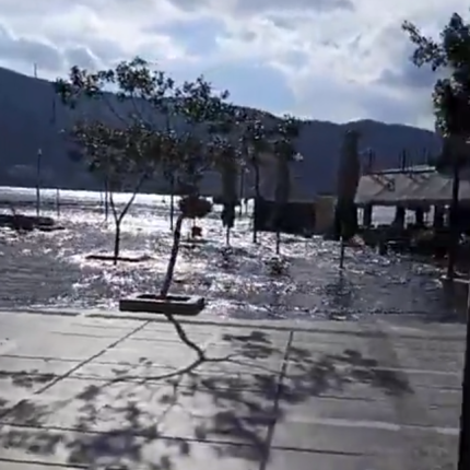 τσουνάμι σάμος