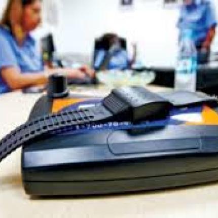 Σε δημόσια διαβούλευση τα " βραχιολάκια" των κρατουμένων από το Υπουργείο Δικαιοσύνης