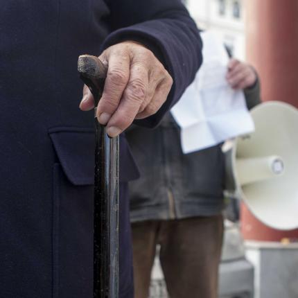 Σύνταξη στους ανασφάλιστους υπερήλικες