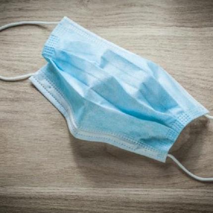 μάσκες,πανδημία