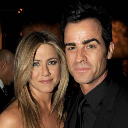 Στη Χαβάη κι όχι στην Κρήτη ο γάμος της Jennifer Aniston