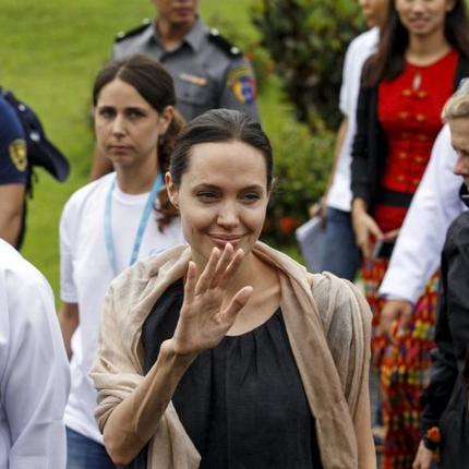 jolie-1.jpg