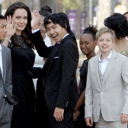 jolie2.jpg