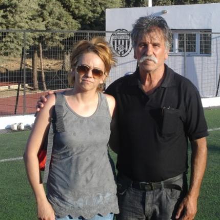 Πενθεί ο Κρουσώνας, "έφυγε" η Ελένη Καλομοίρη
