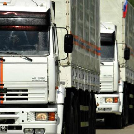 Η Μόσχα στέλνει στην Ουκρανία 280 φορτηγά με ανθρωπιστική βοήθεια