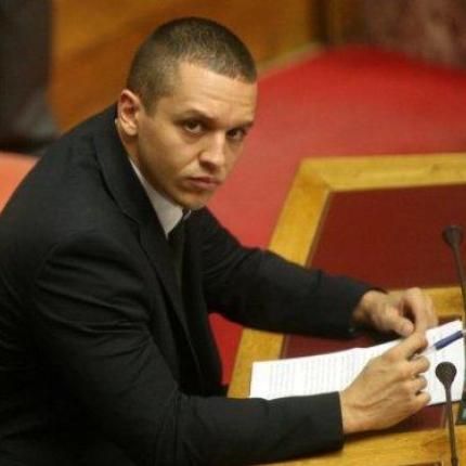 Ο Κασιδιάρης μηνύει τις ανακρίτριες που χειρίζονται την υπόθεση της Χ.Α.