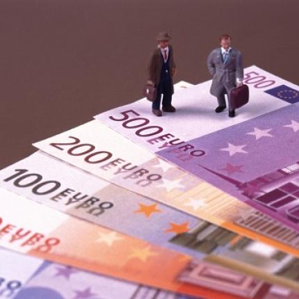 Die Welt: Οι 'Ελληνες φοβούνται για τις καταθέσεις τους