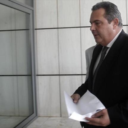 καταθεση στεφανου