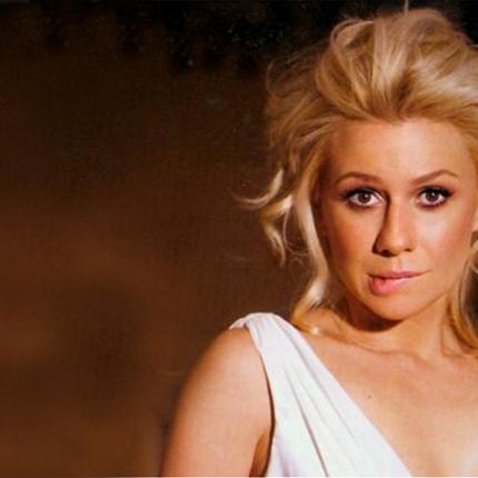 katerina-karavatou-570.jpg