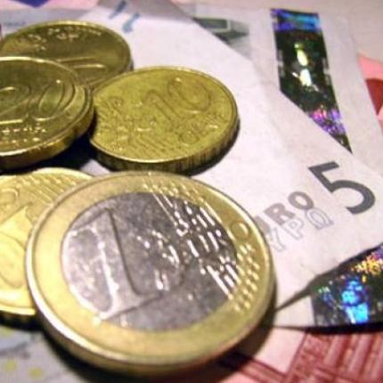 Υπέρ της αύξησης του κατώτατου μισθού στα 751 ευρώ η ΕΣΕΕ