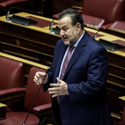 Βασίλης Κεγκέρογλου