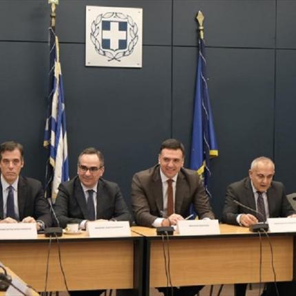 Προσλήψεις ανακοίνωσε ο Βασίλης Κικίλιας