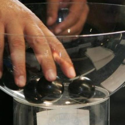 Στις 17.00 η κλήρωση της Football League