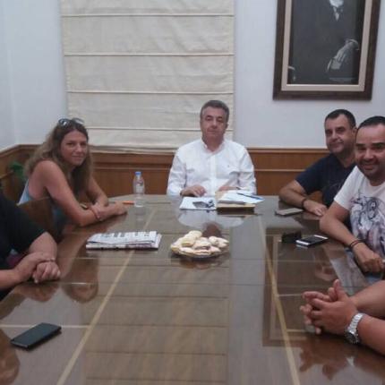 kolymvisi-arnaoytakis.jpg
