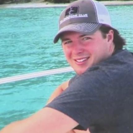 Πέθανε από πνιγμό ο εμπνευστής του "μπουγελώματος"